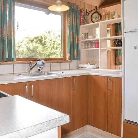 Three-bedroom Holiday In * Hovborg